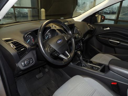 Used 2017 Ford Escape Titanium image 25