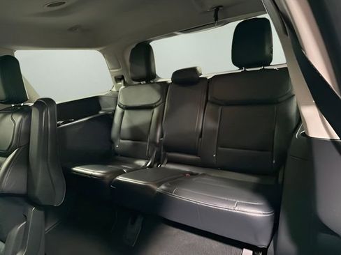 Used 2025 Ford Expedition Platinum AWD/4WD image 28