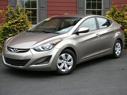Used 2016 Hyundai Elantra SE
