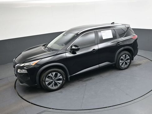 Used 2023 Nissan Rogue SV w/ SV Premium B Package image 30