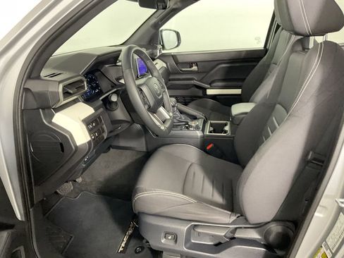 Certified 2024 Toyota Tacoma TRD Off-Road image 17