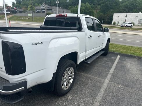 Used 2016 GMC Canyon SLT w/ Driver Alert Package AWD/4WD image 9