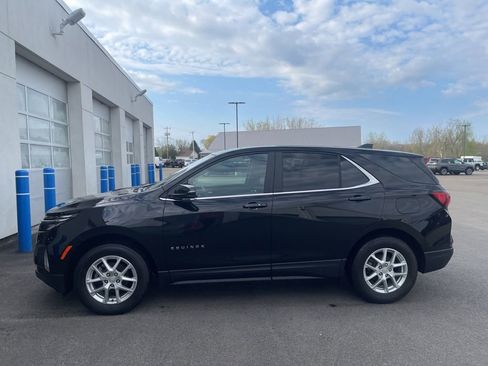 Used 2024 Chevrolet Equinox LT AWD/4WD image 4