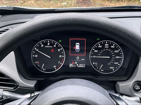 Used 2024 Subaru Crosstrek 2.0i Premium w/ Crosstrek Mirror Package image 18