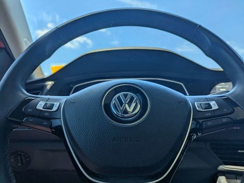 Used 2020 Volkswagen Jetta SEL Premium FWD image 30
