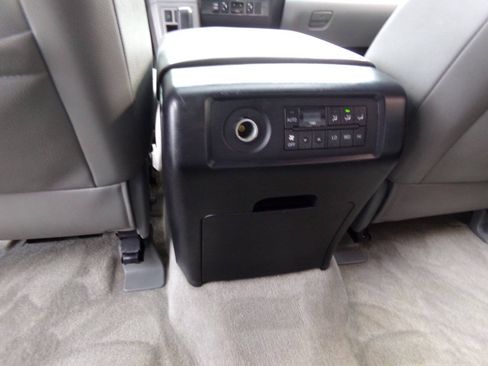 Used 2011 Toyota Sequoia SR5 w/ Premium Pkg AWD/4WD image 12