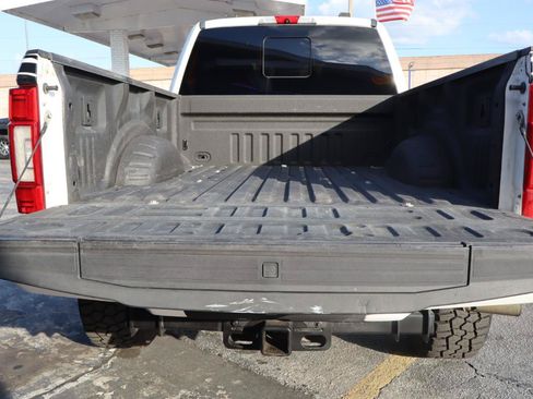 Used 2021 Ford F250 Platinum w/ FX4 Off-Road Package AWD/4WD image 41