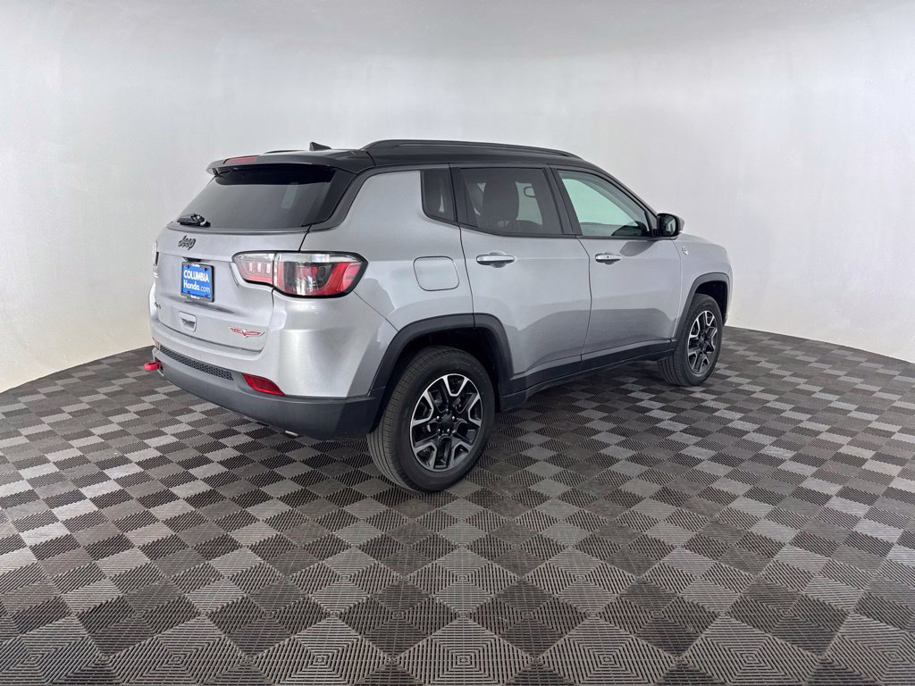 Used 2019 Jeep Compass Trailhawk AWD/4WD image 5