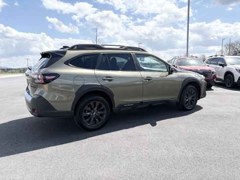 Certified 2025 Subaru Outback Onyx Edition AWD/4WD image 8