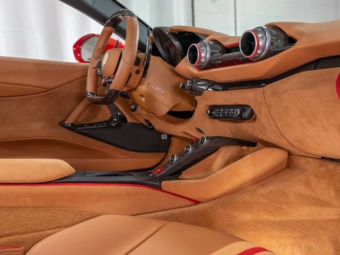 Certified 2022 Ferrari 812 GTS RWD image 22