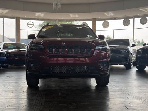 Used 2020 Jeep Cherokee Latitude Plus AWD/4WD image 16