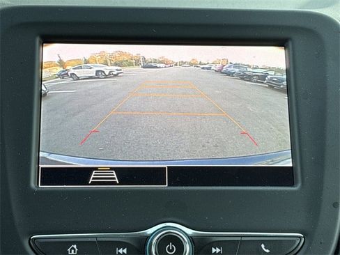 Used 2022 Chevrolet Equinox LS image 20