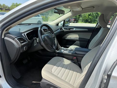 Used 2018 Ford Fusion S FWD image 8
