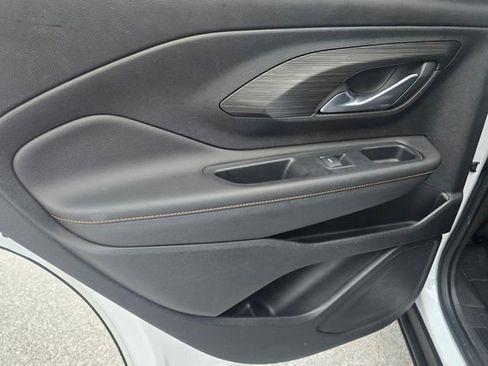 Used 2021 GMC Terrain SLT w/ Infotainment Package II FWD image 14