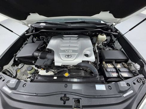 Used 2016 Toyota Land Cruiser AWD/4WD image 20