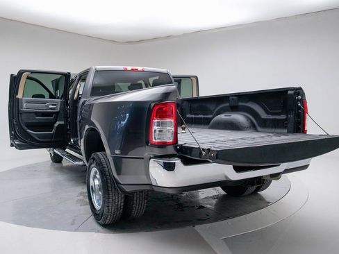 Used 2020 RAM 3500 Big Horn w/ Level 1 Equipment Group image 19