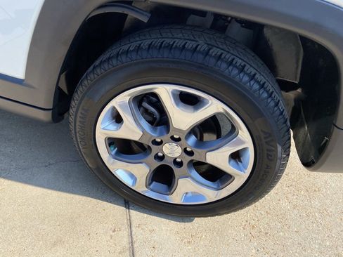 Used 2020 Jeep Compass Limited AWD/4WD image 30
