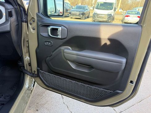 New 2026 Jeep Gladiator Sport AWD/4WD image 20