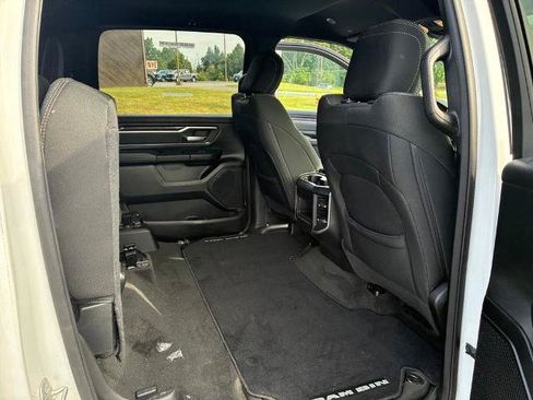 Used 2020 RAM 1500 Big Horn AWD/4WD image 18