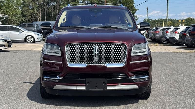 Used 2018 Lincoln Navigator Reserve w/ Technology Package AWD/4WD image 3