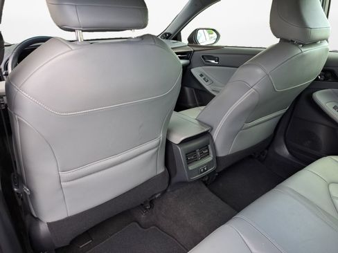 Used 2019 Toyota Avalon XLE w/ Moonroof Package FWD image 16