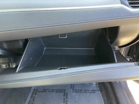 Used 2018 Honda Civic EX image 39