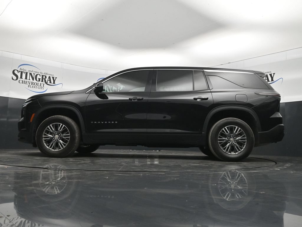 Used 2024 Chevrolet Traverse LS w/ LPO, Floor Liner Package FWD image 29