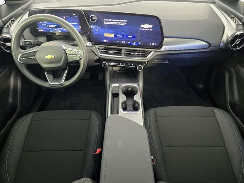 New 2026 Chevrolet Equinox EV LT image 27