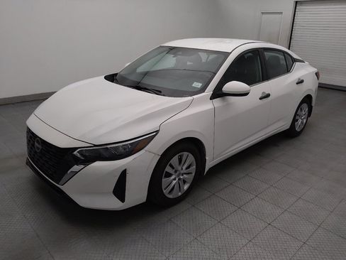Used 2024 Nissan Sentra S FWD image 2
