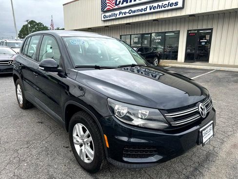 Used 2013 Volkswagen Tiguan S image 6
