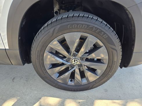 Used 2023 Volkswagen Taos S FWD image 27
