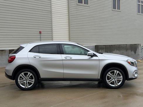 Used 2020 Mercedes-Benz GLA 250 4MATIC image 2