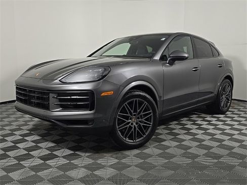 Certified 2025 Porsche Cayenne Coupe image 1
