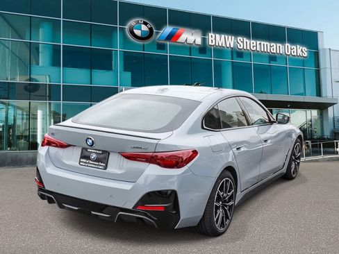 New 2026 BMW i4 eDrive40 w/ M Sport Package RWD image 4