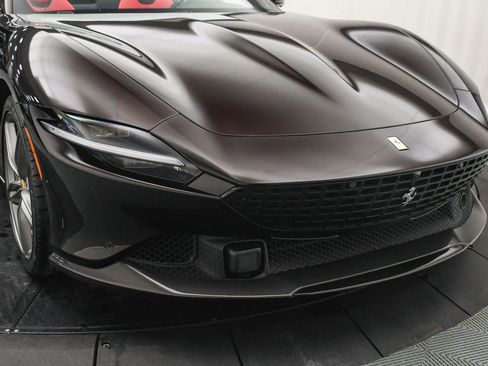 Used 2024 Ferrari Roma Spider image 27