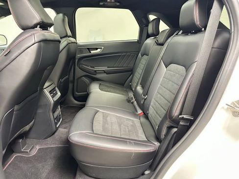 New 2024 Ford Edge ST-Line AWD/4WD image 16