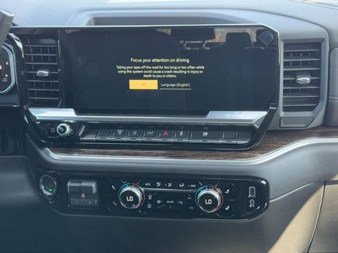 New 2026 GMC Sierra 3500 SLE image 9