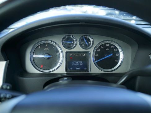 Used 2012 Cadillac Escalade Luxury image 14