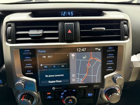 Used 2023 Toyota 4Runner SR5 Premium image 18