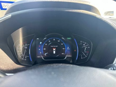 Used 2019 Hyundai Santa Fe SEL AWD/4WD image 5
