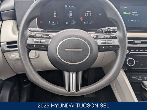Certified 2025 Hyundai Tucson SEL AWD/4WD image 18