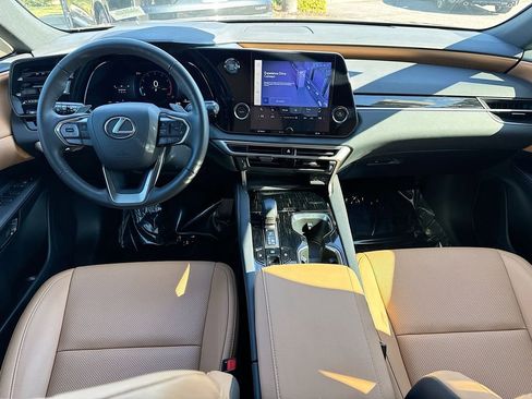 Used 2025 Lexus RX 350 FWD w/ Technology Package image 25