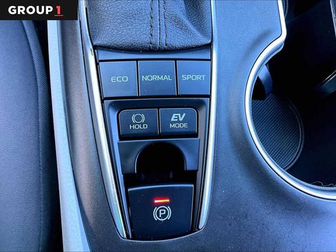 Used 2024 Toyota Camry LE FWD image 35