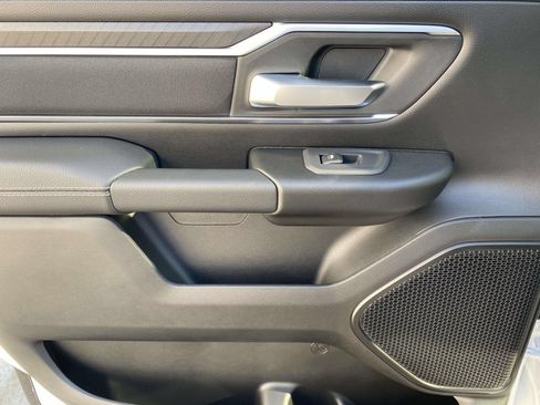 New 2026 RAM 1500 Big Horn AWD/4WD image 14