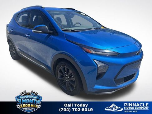 Used 2022 Chevrolet Bolt EUV Premier w/ Launch Edition FWD image 1