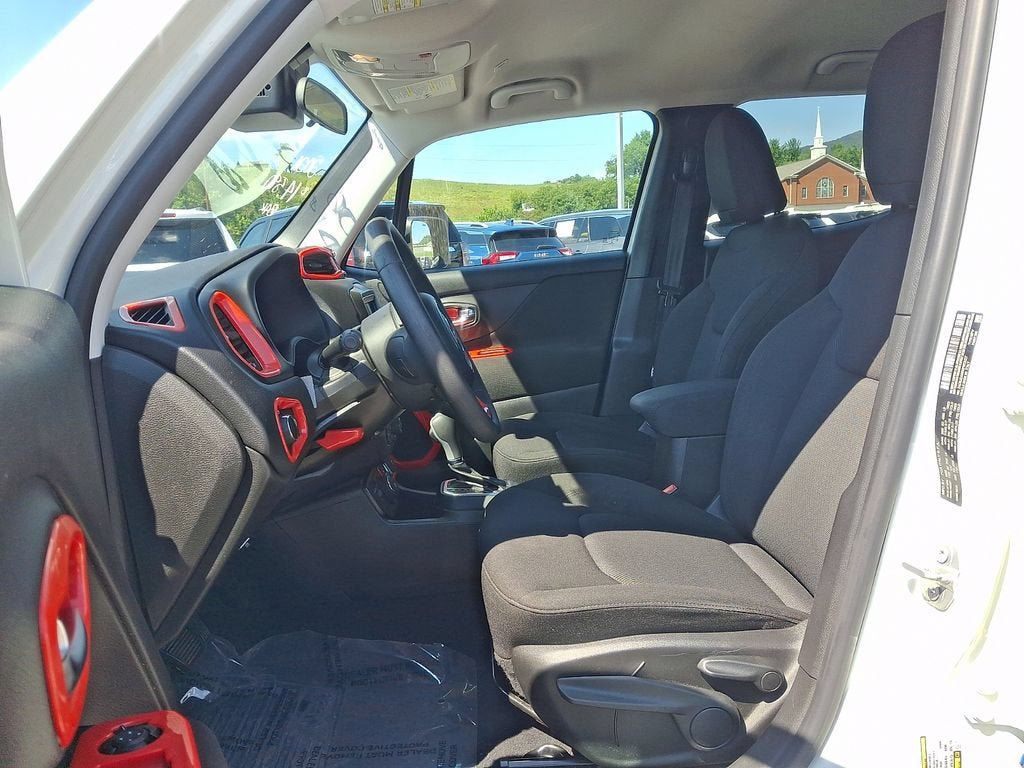Used 2021 Jeep Renegade Sport w/ Sport Appearance Group AWD/4WD image 13