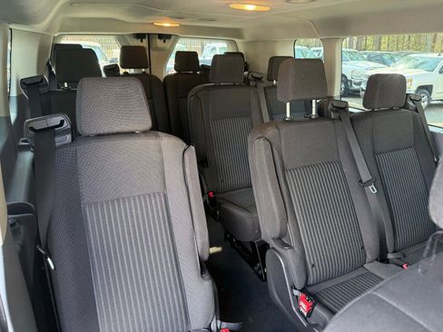 Used 2018 Ford Transit 350 XLT image 28