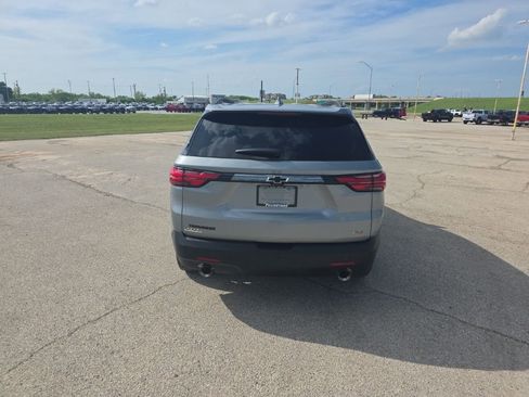 Used 2023 Chevrolet Traverse RS w/ LPO, Floor Liner Package image 4
