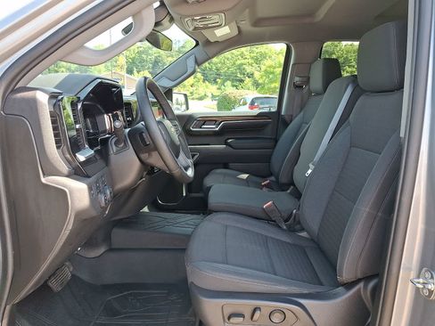 Used 2023 Chevrolet Silverado 1500 LT w/ Protection Package AWD/4WD image 15