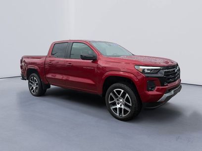 Used 2024 Chevrolet Colorado Z71 w/ Z71 Convenience Package 2